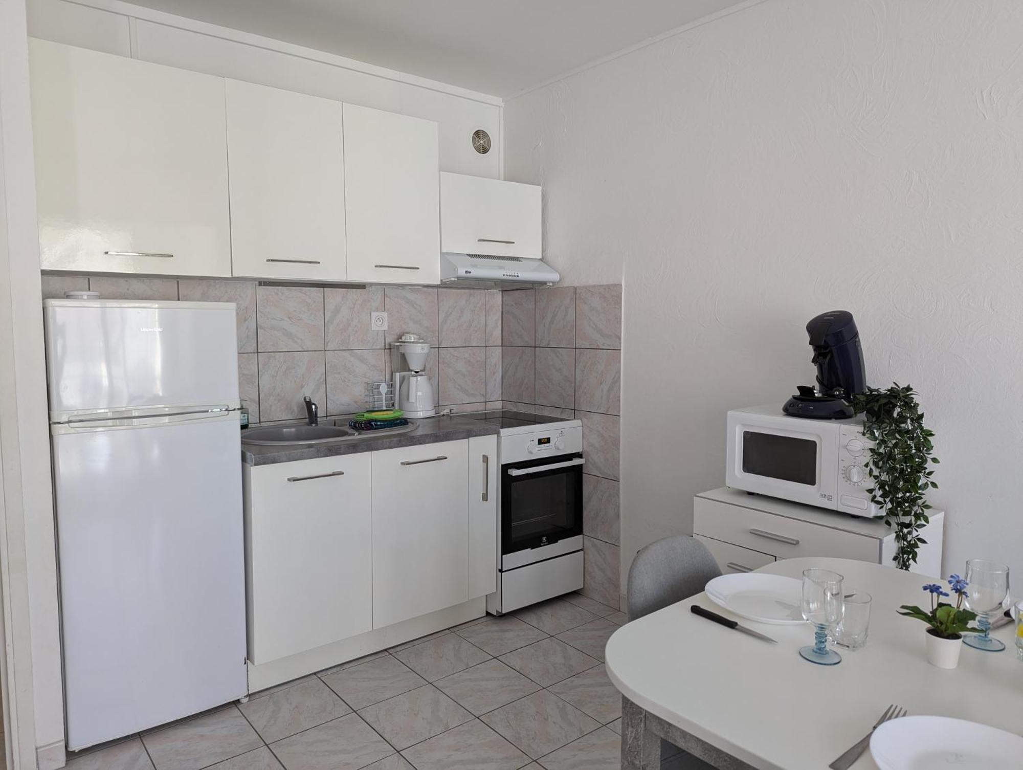 Appartement rive droite, 100m des plages Le Grau-du-Roi Extérieur photo